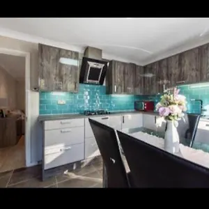 https://rainbow-quays.brighton-hotels-england.com